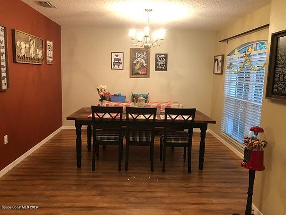 4th image of 5550 Meadow Oaks Ave