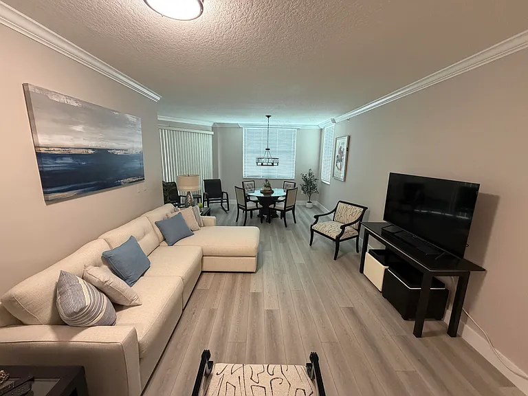 804 E Windward Way #618 — Photo 9