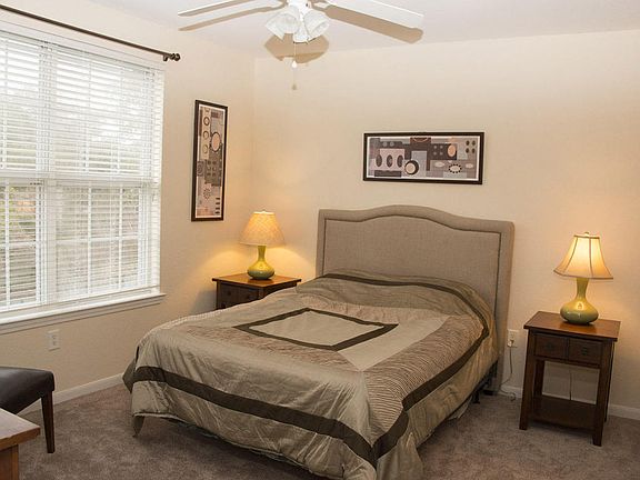 4th image of 60 Fenwick Hall Aly APT 537