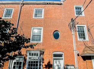 136 South St, Philadelphia, PA 19147