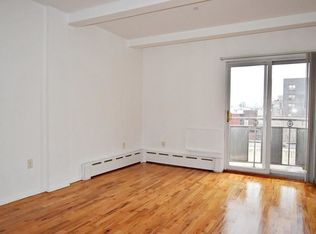 441 Graham Ave APT 4, Brooklyn, NY 11211