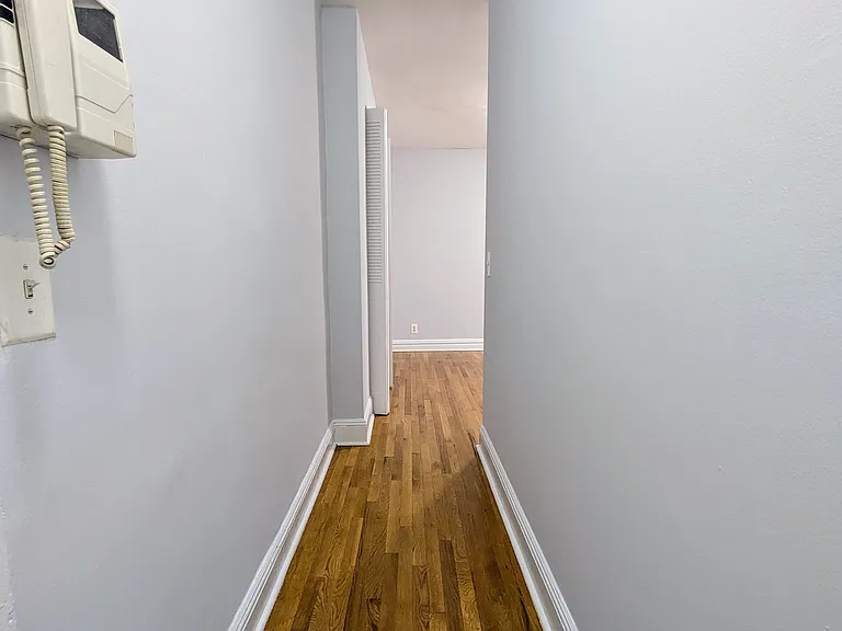 511 E 78th St #2G-515 — Photo 6