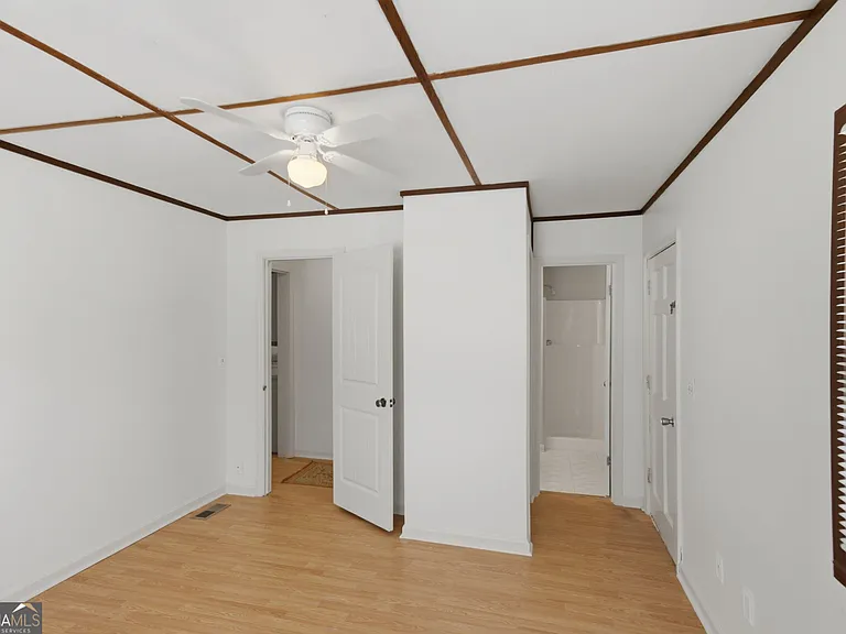 4400 Winding Creek Dr — Photo 13
