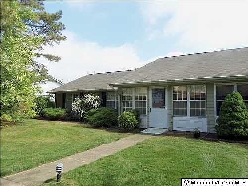 1st image of 94 Cambridge Circle #A