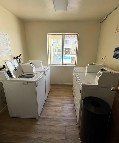 Canyon Crest Apartments — Photo 3