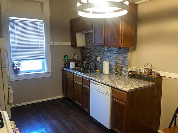 2nd image of 2836 Lemp Ave