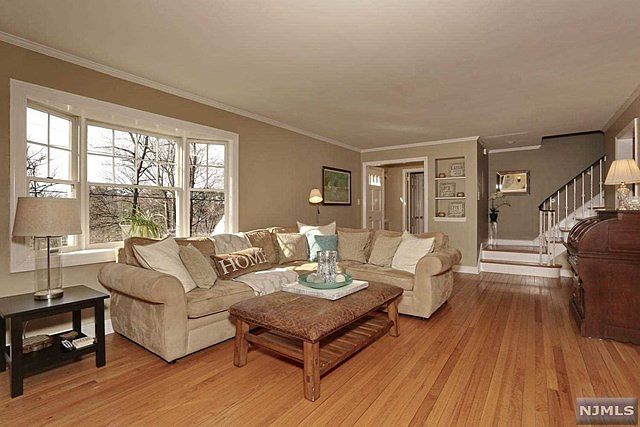 1st image of 22 Abbey Ct
