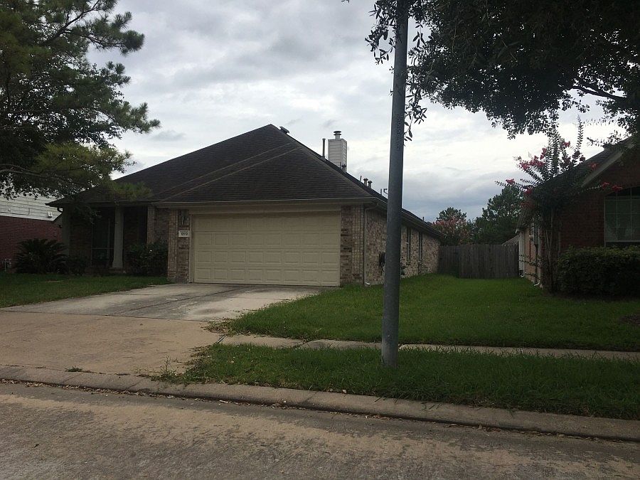 2nd image of 10519 Badger Canyon Dr