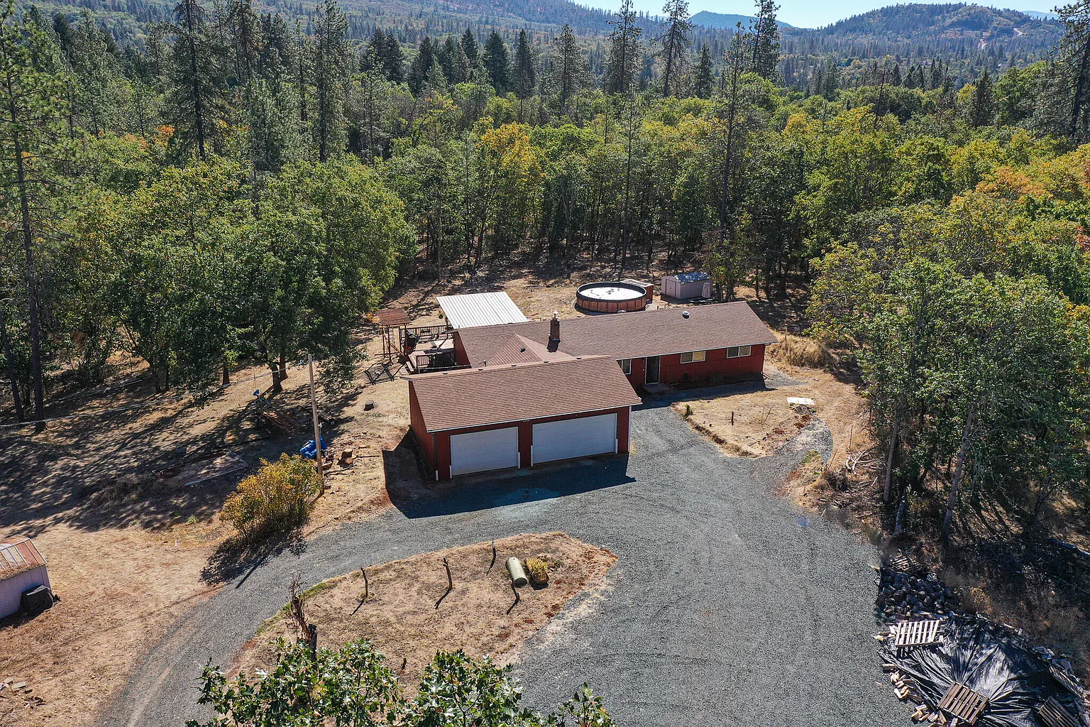 9183 Monument Dr photo 1