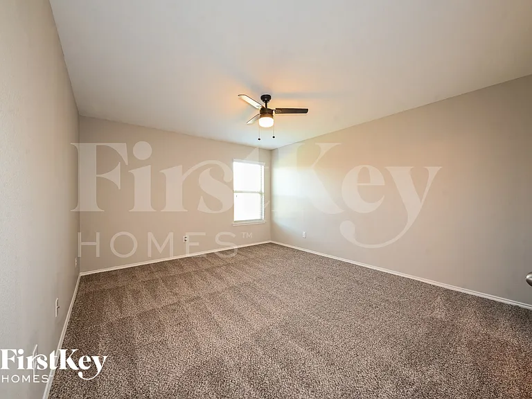 2803 Englenook Dr — Photo 7