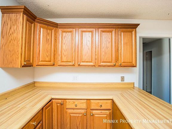 5th image of 4628 Kemper St