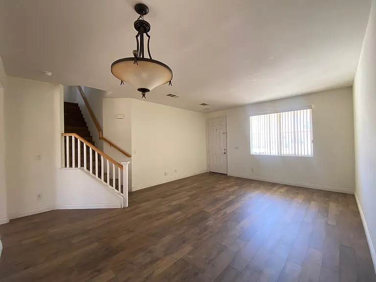 2408 Tilden Way — Photo 3