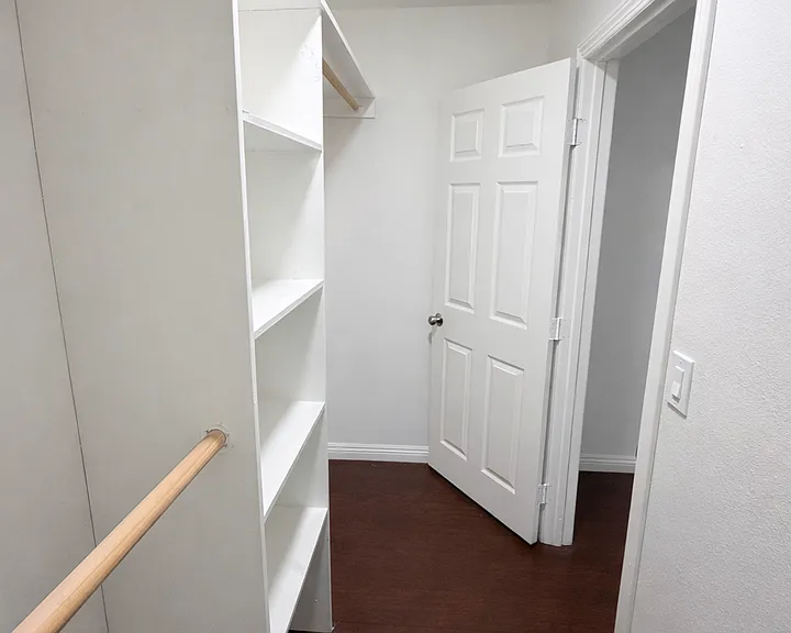 El Centrico Apartments — Photo 4