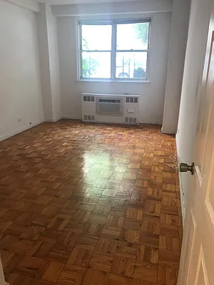 Rented by Hampshire Assets LLC | media 18