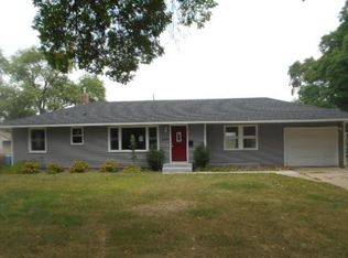 2305 Shryer Ave E, North Saint Paul, MN 55109