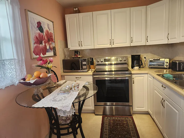 2400 NE 1st Ln #206 — Photo 12