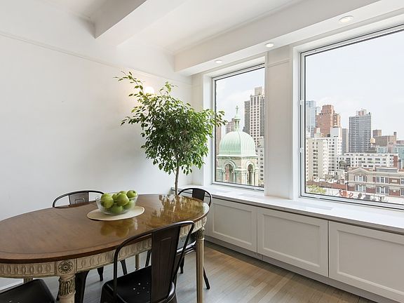 5th image of 425 E 86th St APT 14F