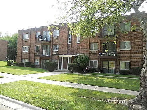 729 Strom Dr #2D Photo 1