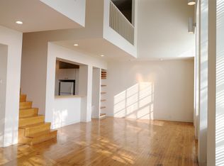 2043 Random Rd APT 301, Cleveland, OH 44106