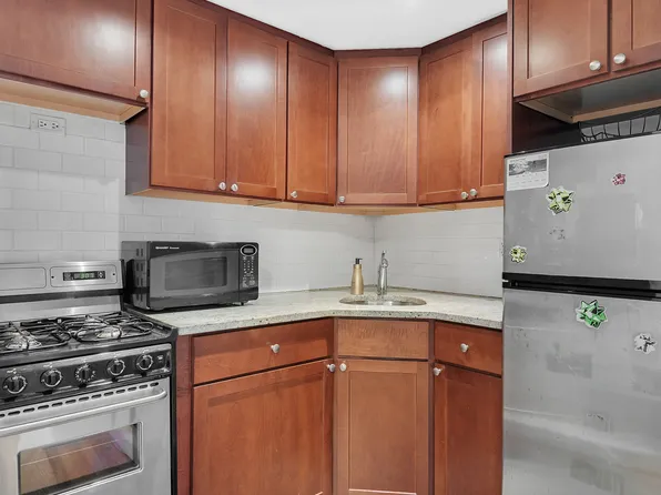 304 West 88th Street image 3 of 10