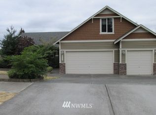 425 22nd Avenue Ct, Puyallup, WA 98371