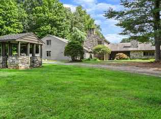 28 Rockledge Rd, Redding, CT 06896