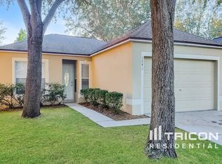 1041 Mayfair St, Eustis, FL 32726