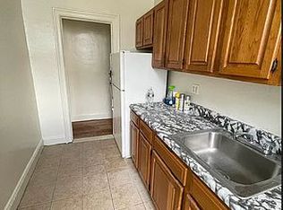 1447 E 2nd St APT 3, Brooklyn, NY 11230