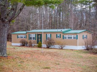 36 Middle Branch Dr, Alfred, ME 04002