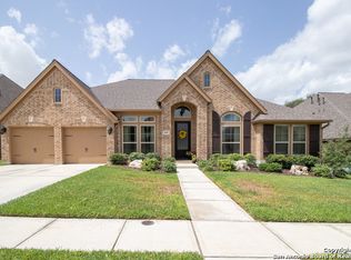 541 Oak Brook Dr, New Braunfels, TX 78132