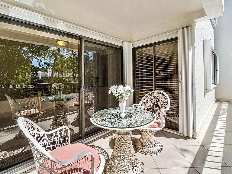 1520 Salzedo St #F — Photo 12