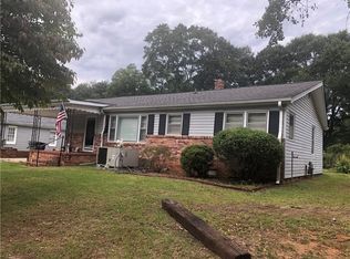 140 W Marion Rd, Greenville, SC 29617