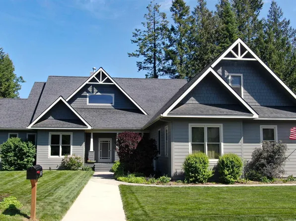 149 Canoe Cv, Sandpoint, ID 83864