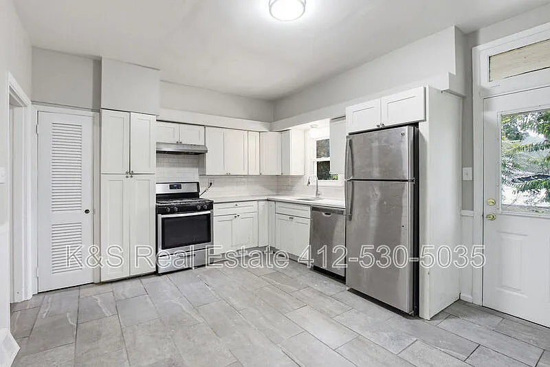 29 E Orchard Ave