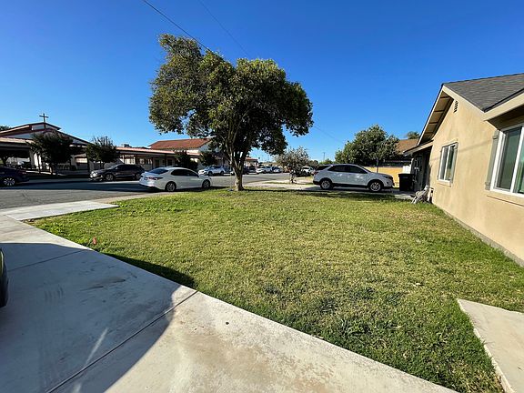 3rd image of 327 Franci St #A