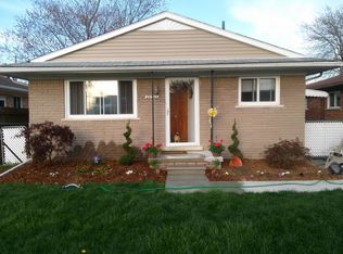 29045 Denison St, Gibraltar, MI