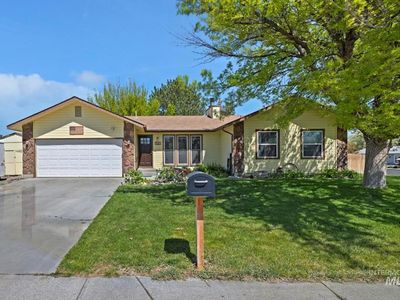 2581 Indian Trl, Twin Falls, ID, 83301