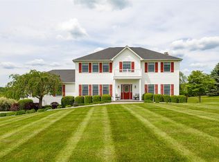 28 Dolly Ln, Lagrangeville, NY 12540