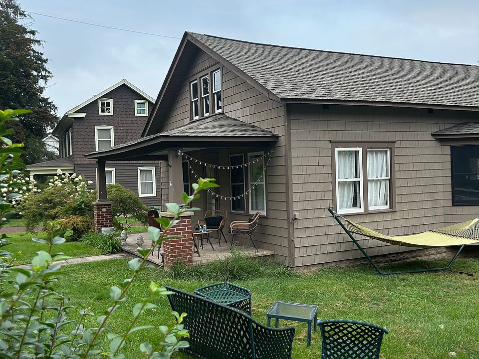 1st image of 36 Geigel Hill Rd