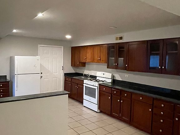 2nd image of 1501 E 66th Pl #G