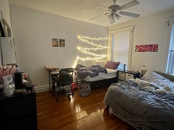 4th image of 26 Hemenway St APT 10