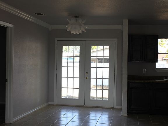 5th image of 3027 Annarose Ln