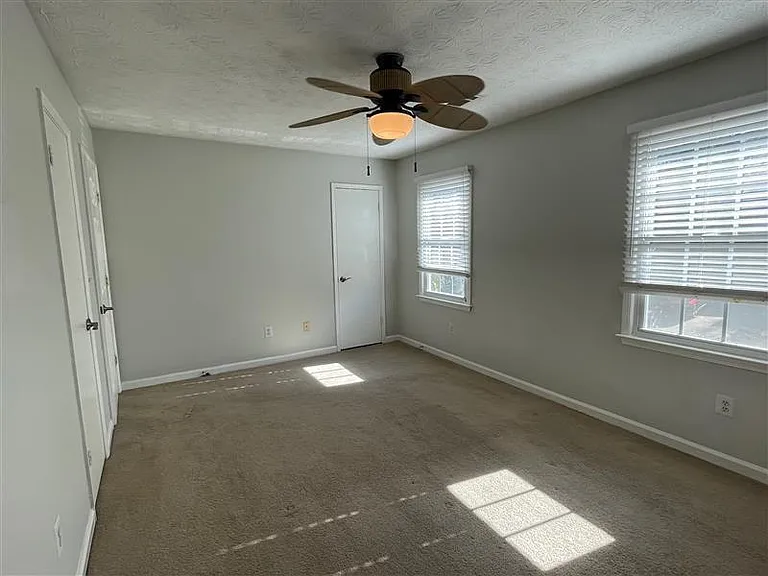 2930 Governors Ct — Photo 9