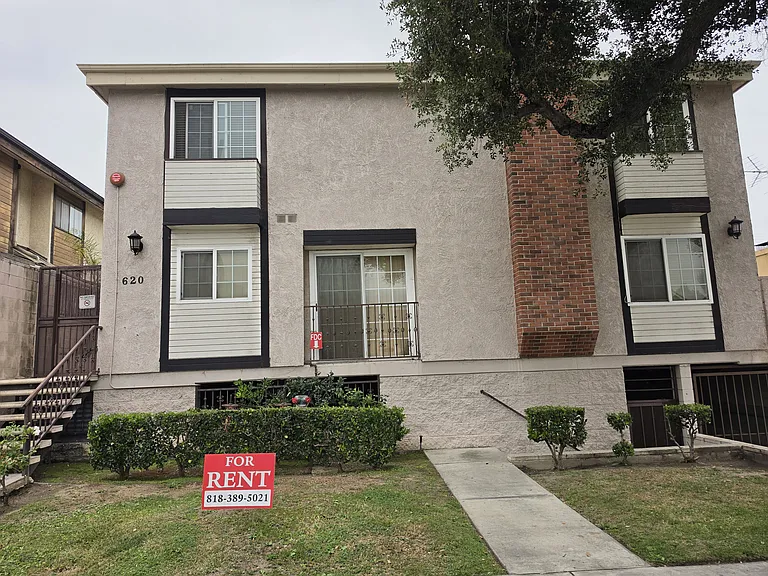 620 W Doran St #7 — Photo 36