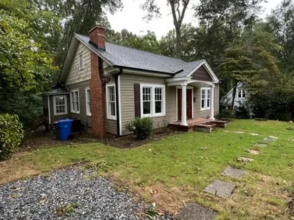 572 Cecil Ct, Spartanburg, SC 29306