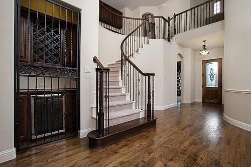 5th image of 4901 Atworth Ln
