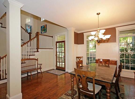 2nd image of 2377 Capes Cove Dr