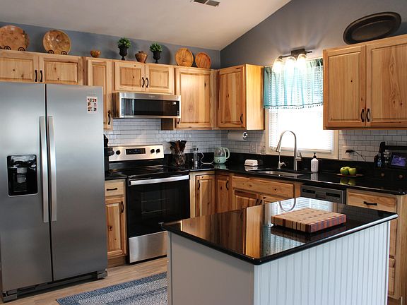 4th image of 2917 Elderwood Rd