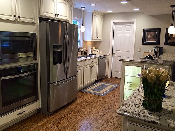 2nd image of 5903 Terrace Park Dr