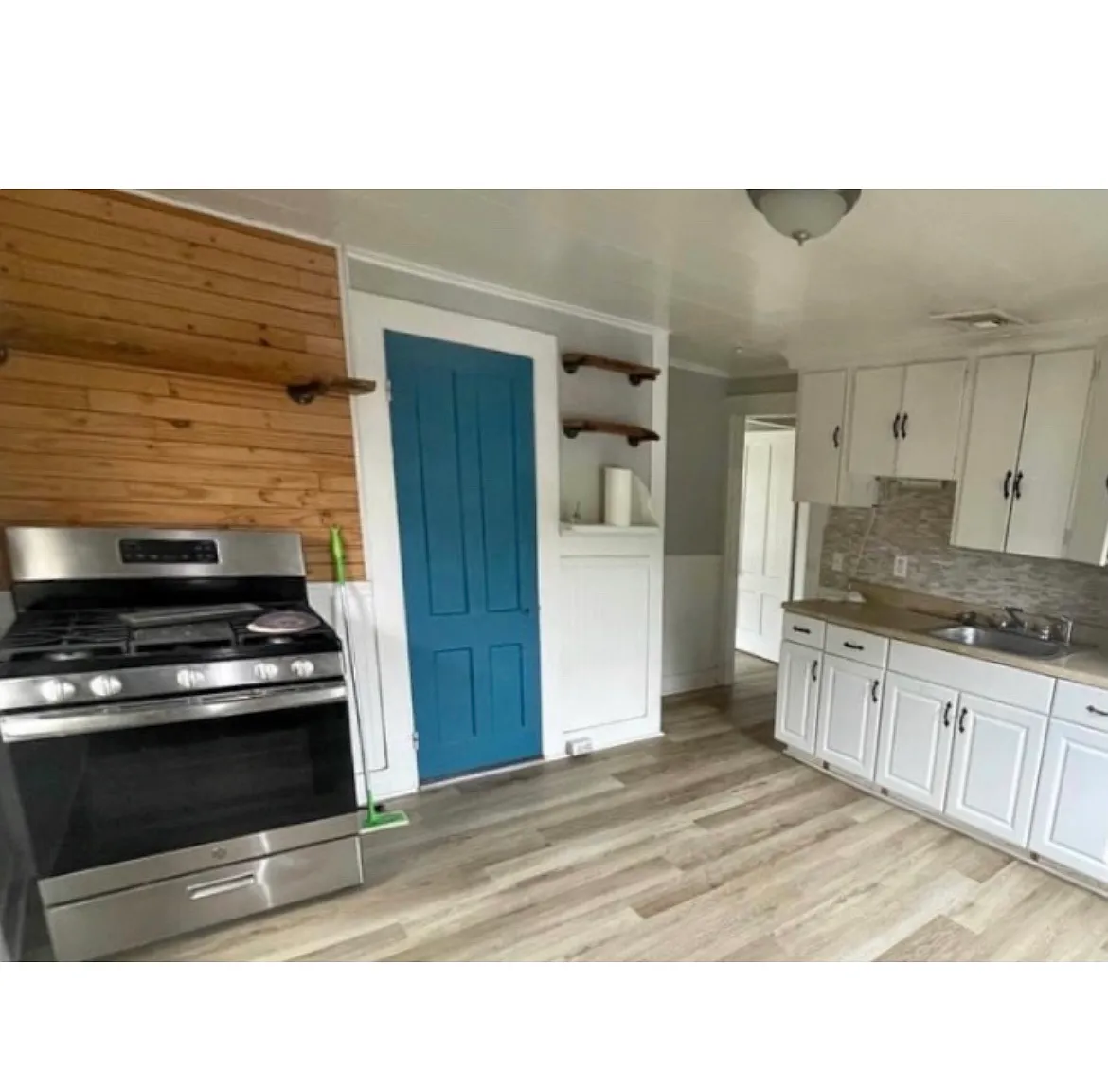 2 bed, 550 sqft, $1,500 — Photo 4